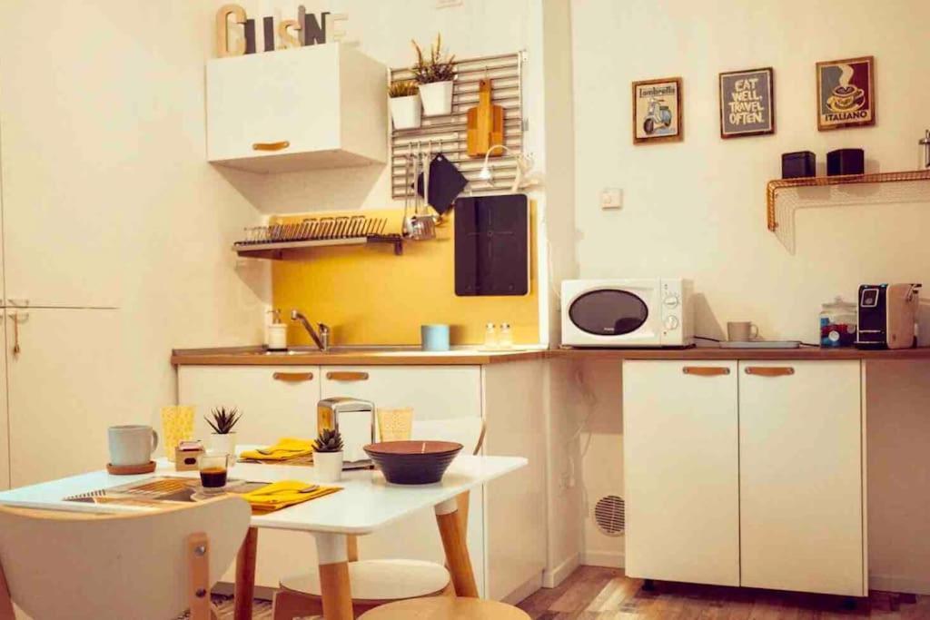 Casa Navi - Typical House By Navigli Appartement Milaan Buitenkant foto